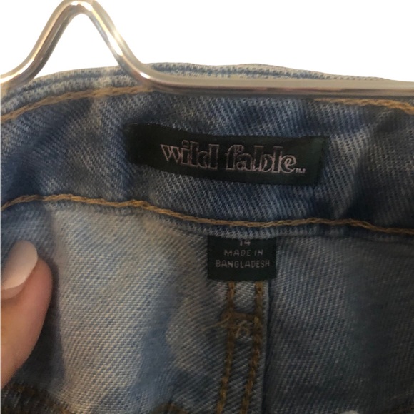 Wild fable (target) highest-rise cutoff jeans - Picture 3 of 4